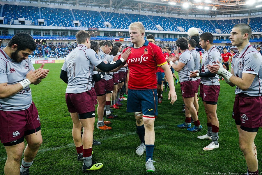 Верите, что им по 18?: в Калининграде прошел Чемпионат Европы по регби (фото)