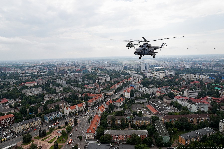 Первым делом вертолеты: генеральная репетиция «воздушного» парада над Калининградом