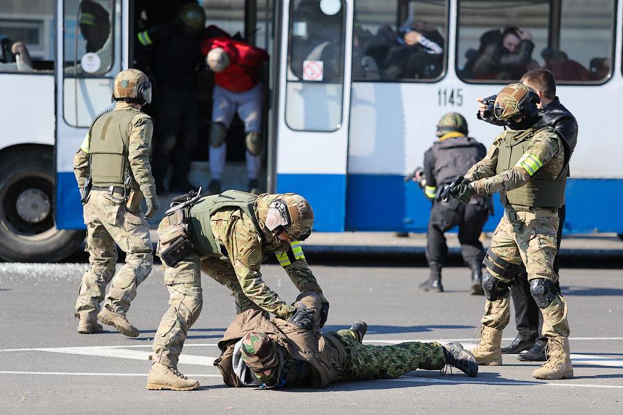 «Утерли нос»: на автовокзале Калининграда прошли антитеррористические учения