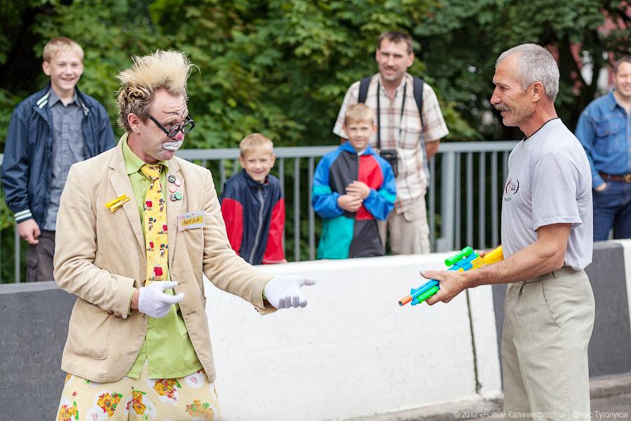 «Праздник для пешеходов»: фоторепортаж с пешеходной зоны на проспекте Мира