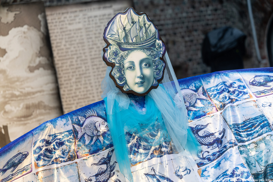 Не кантовать: в башне «Врангель» сыграли спектакль про Канта