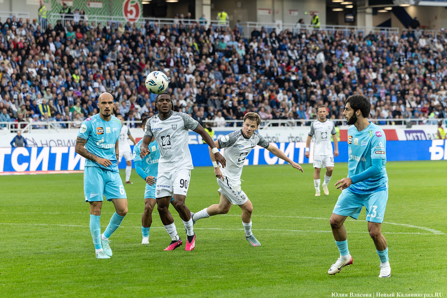 Ничья и второе место в РПЛ: как «Балтика» и «Зенит» сыграли в Калининграде (фото)