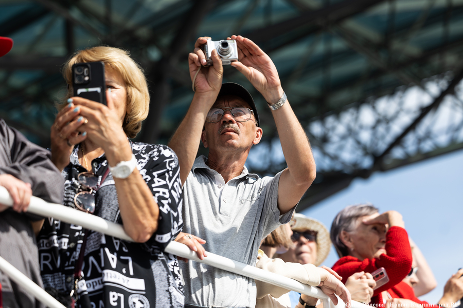 «Миля витязя», вальс байдарок и летающий моряк: как прошла «Водная ассамблея» (фото)