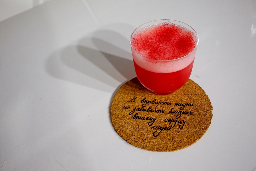 Лучшего бармена Калининграда определили на конкурсе «Янтарный Шейкер-2022»