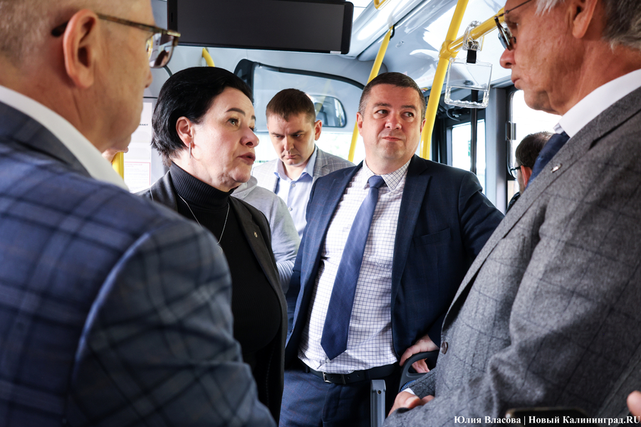 «Не надо искать особенностей»: в Калининграде на линию выпустили новые ЛиАЗы (фото)