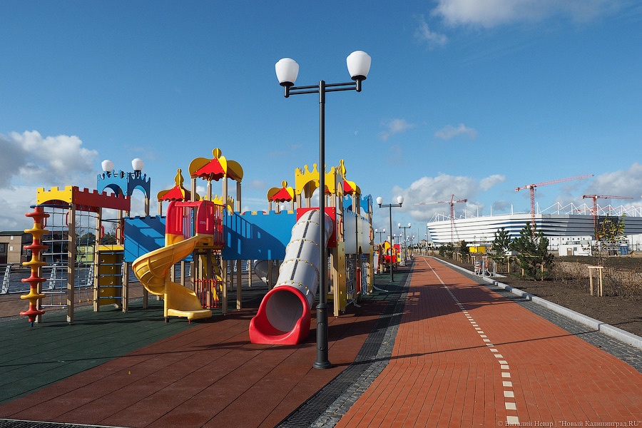 При полном Параде: как сегодня выглядит новая набережная на Острове