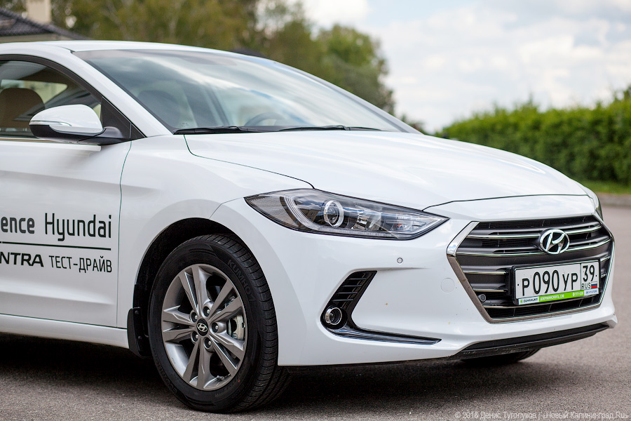 Стильная штучка: тест-драйв новой Hyundai Elantra 2016