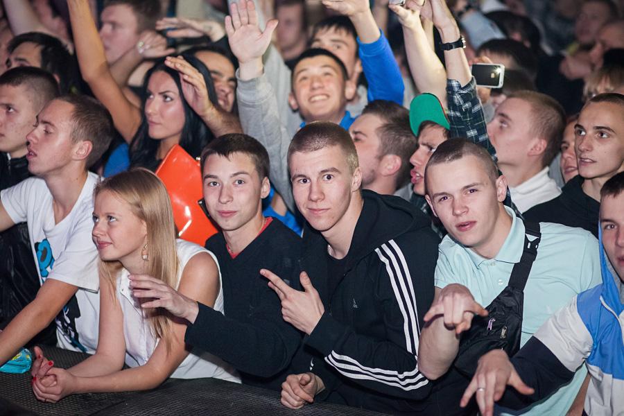 «Суровый рэп»: фоторепортаж с концерта группы Triagrutrika