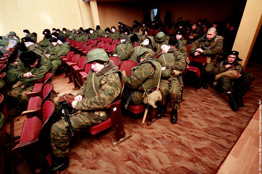 "Солдат спит - министр идет": фоторепортаж "Нового Калининграда.Ru"