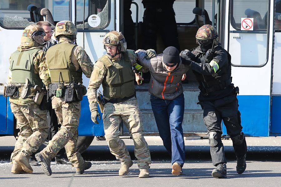 «Утерли нос»: на автовокзале Калининграда прошли антитеррористические учения