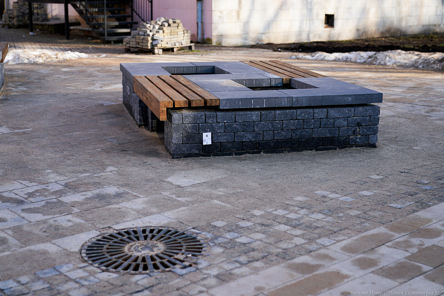 Как выглядит обновленная пешеходная зона на улице Рокоссовского без снега (фото)