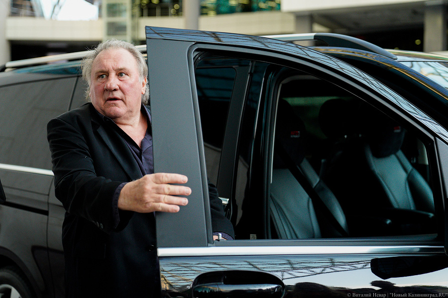 Жерар Депардье выступил на открытии кинофестиваля «Балтийские дебюты» (фото)