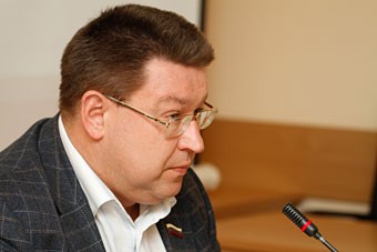 Депутат: 35 миллионов на перенос телевышки с Нарвской «закопаны в землю»