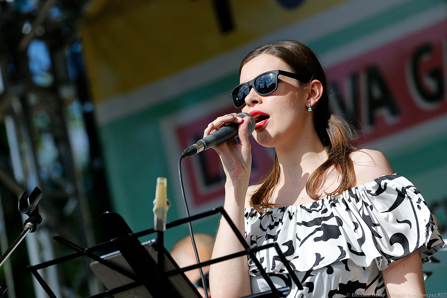 Одним джазом: как калининградцы слушали и танцевали на «Джаз-фонтане»