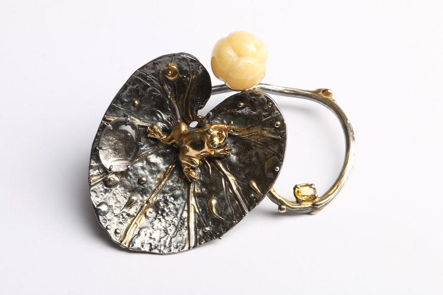 Что у янтаря на уме: в Музее янтаря открылась выставка ведущих ювелиров Латвии