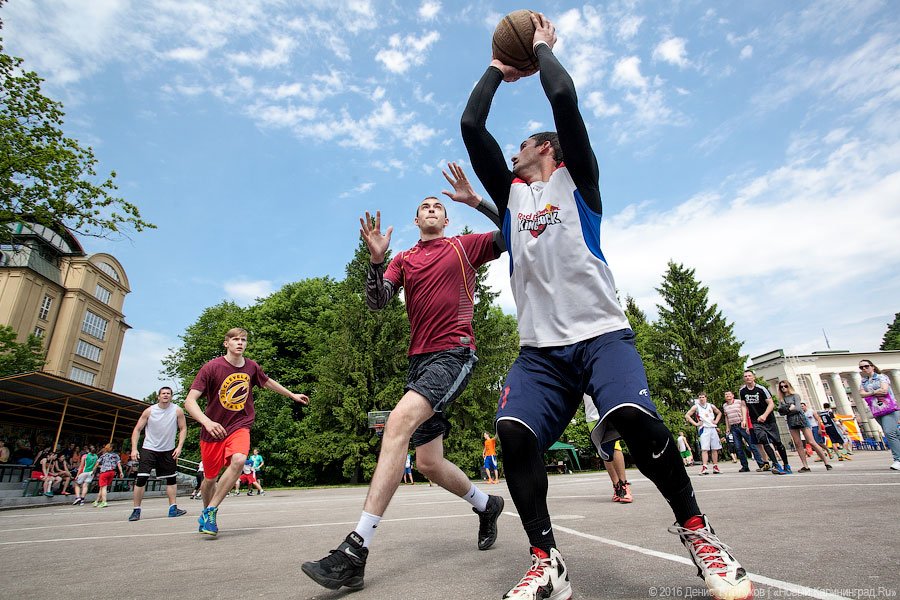 Попасть в кольцо: как прошел региональный этап Кубка России по стритболу