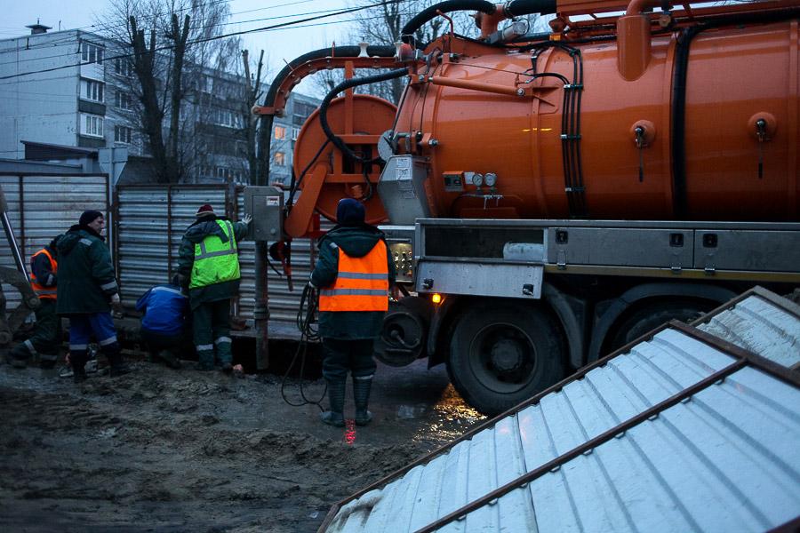Ад переехал: вместо наполовину перекрытой ул. Дзержинского теперь «стоит» Аллея Смелых