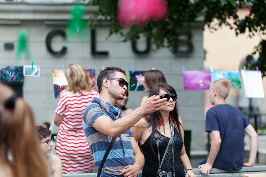 «Кадры решают все»: фоторепортаж с выставки фотографии под открытым небом