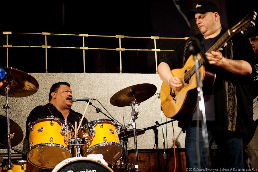 Техасские маньяки: в Калининграде выступили обладатели Грэмми Los Texmaniacs
