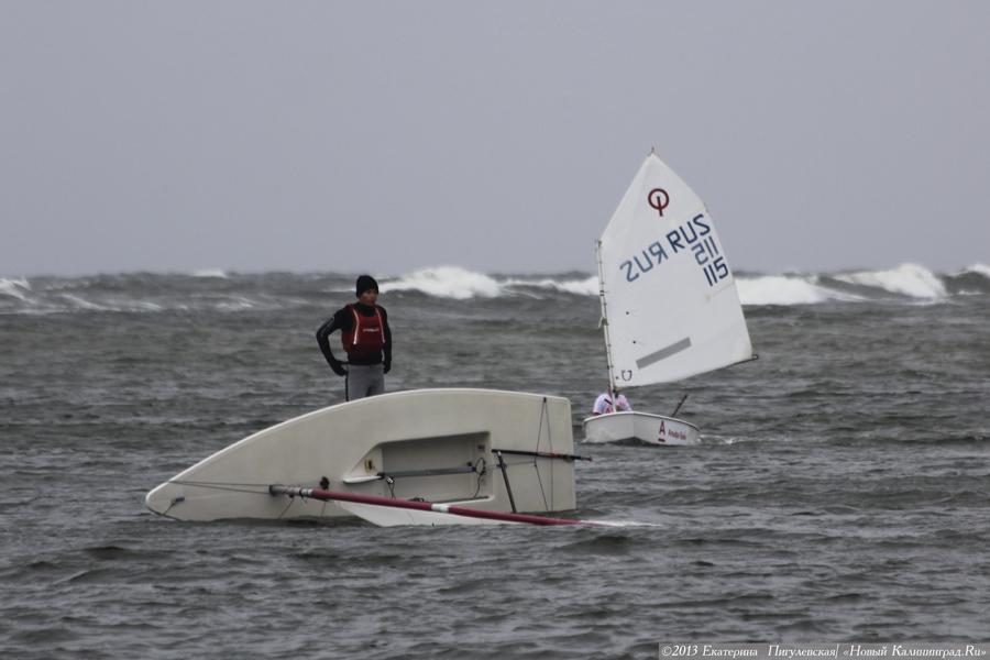 Дотянуться до звезд: фоторепортаж с парусной регаты «Кубок космонавта Леонова»