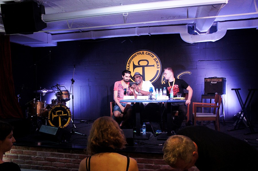 Шанс чувствовать себя роскошным: Silhouette and Vinx о себе и музыке