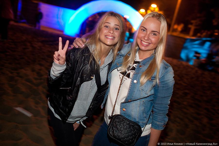 Последний летний опен-эйр: в Зеленоградске прошел фестиваль «Янтарный пляж»