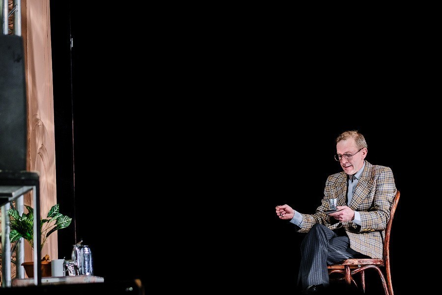 Живых больше нет: «Балтийские сезоны» завершились антивоенным спектаклем (фото)