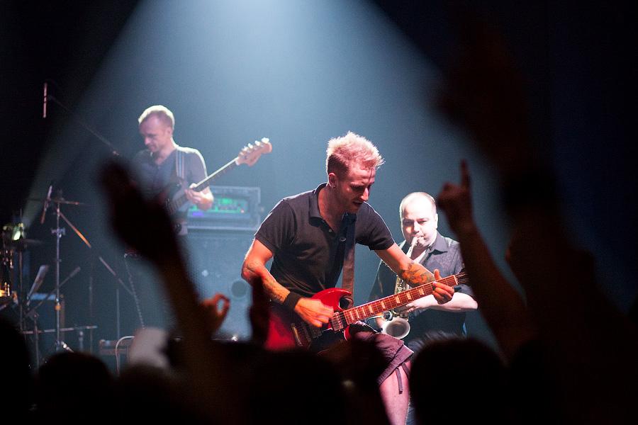 «Moves Like Jagger»: фоторепортаж с концерта Найка Борзова