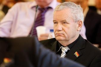Фракцию КПРФ в облдуме возглавил депутат Александр Леушин