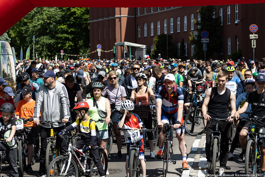 Катись оно всё: в Калининграде прошёл День колеса (фото)