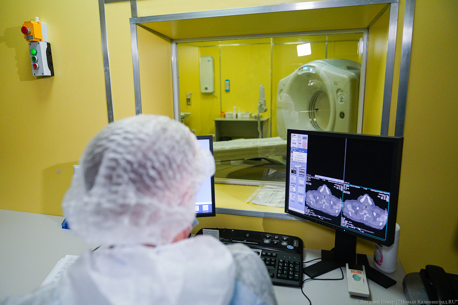 «Коронавирусный» визит: в Калининграде с проверкой побывал глава Минздрава