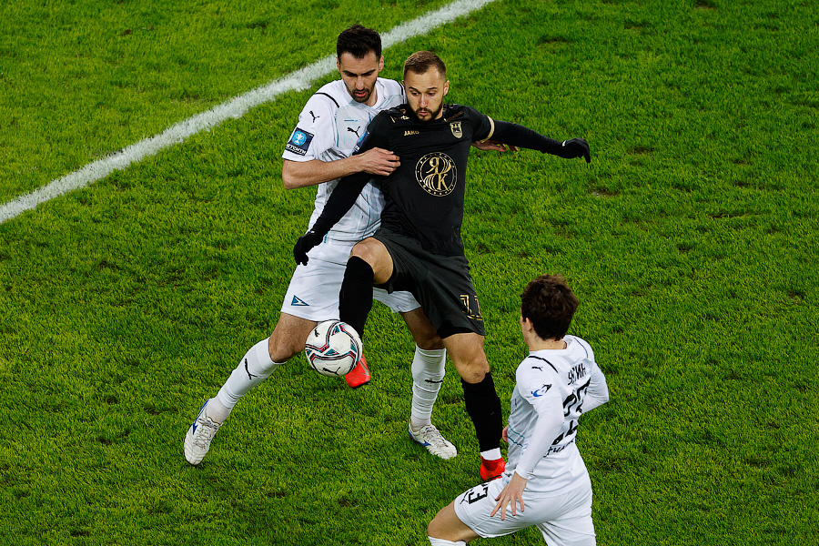 VAR в помощь: «Балтика» крупно обыграла «Чайку» и впервые вышла в 1/4 финала Кубка России (фото)