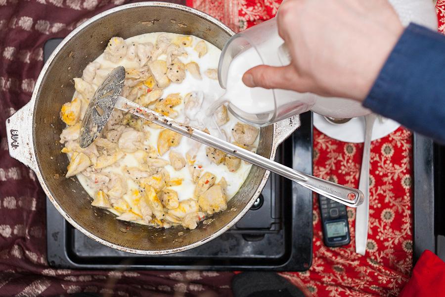 Курица карри и вегетарианский омлет: индийские блюда на «Открытой кухне»