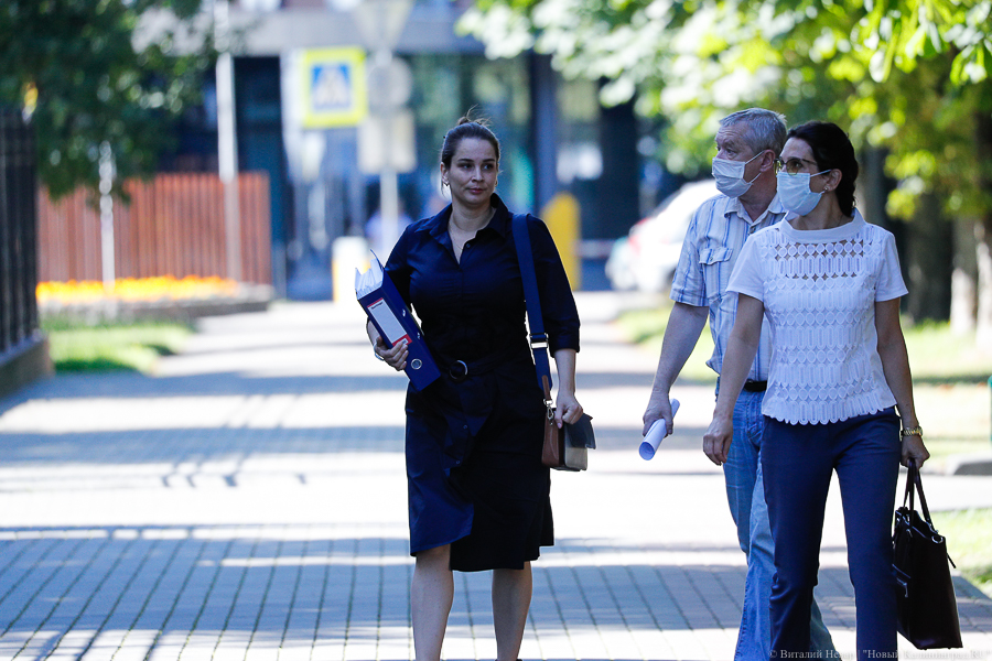 Элине Сушкевич и Елене Белой суд продлил срок содержания в СИЗО