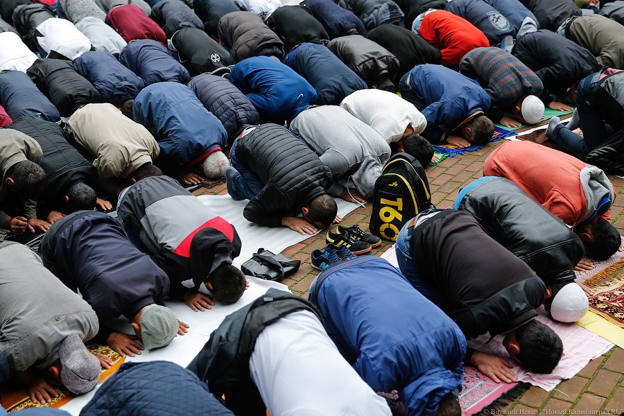 Мусульмане отмечают во вторник свой главный праздник