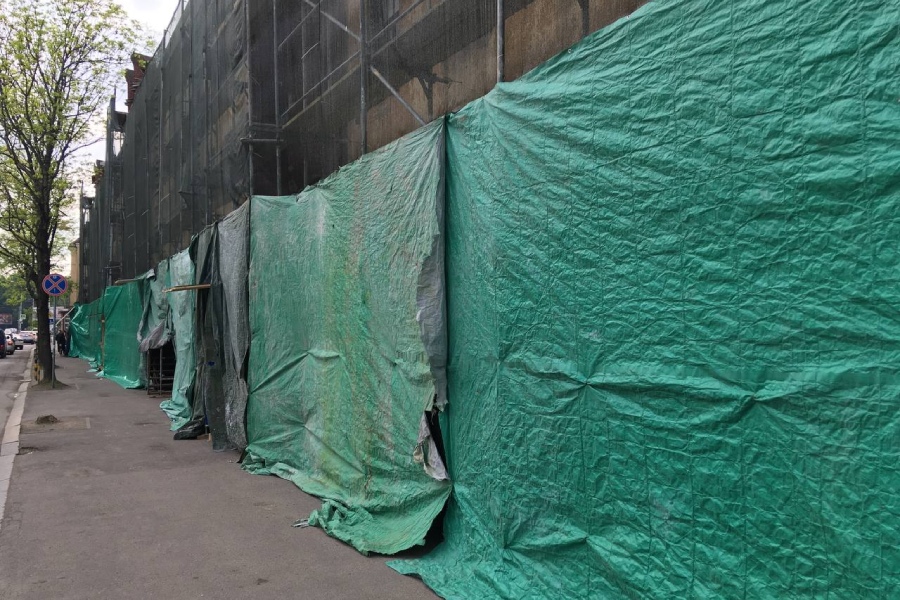 В Калининграде начался ремонт дома с барельефами ученика Брахерта (фото)