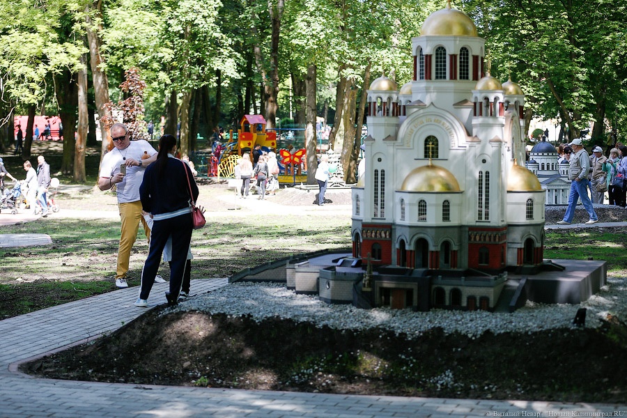 «Я тебе построю Кижи»: в Калининграде открылся парк мини-шедевров архитектуры