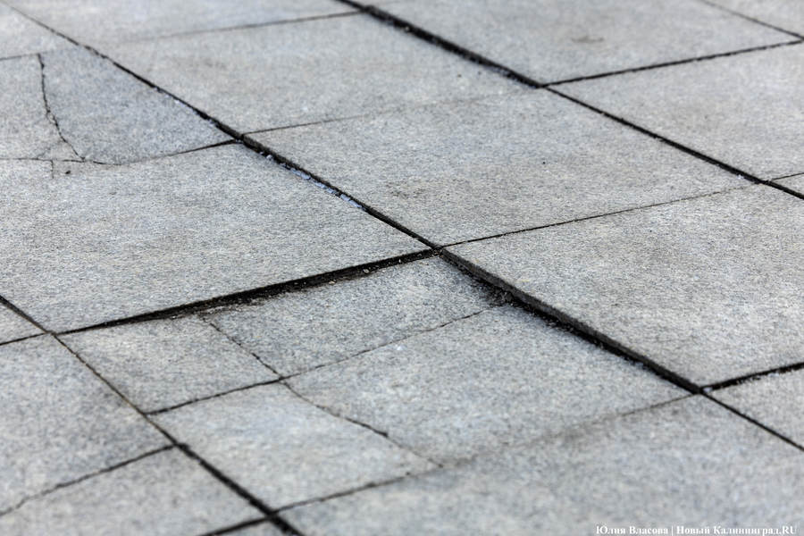 Горвласти о состоянии площади Победы: после 20 лет эксплуатации нужна реконструкция (фото)