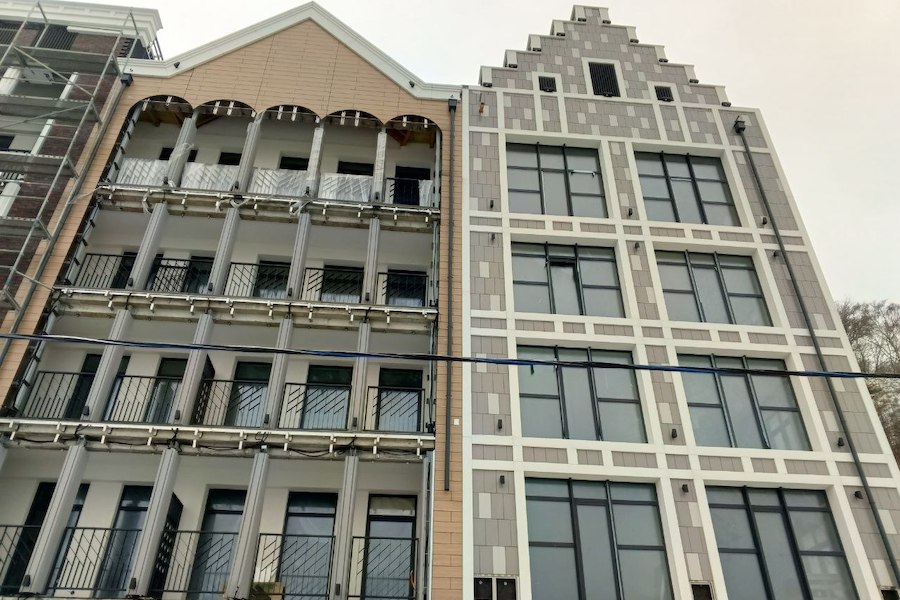 700 тысяч за кв. м: как выглядят многоэтажки на променаде в Светлогорске (фото)