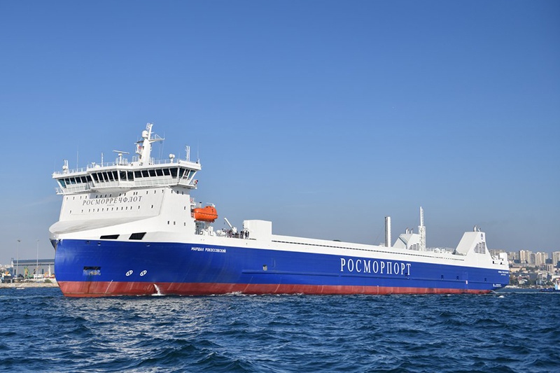 Паром «Маршал Рокоссовский» для линии «Усть-Луга — Балтийск» прибыл в Гданьск