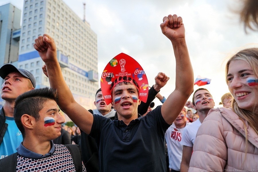 Перед матчем с Испанией футболисты сборной России обратились к болельщикам (видео)