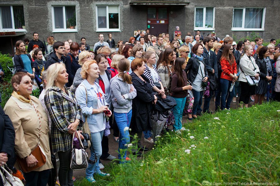Музыка под балконом: в Калининграде прошёл фестиваль «Когда звучат улицы»