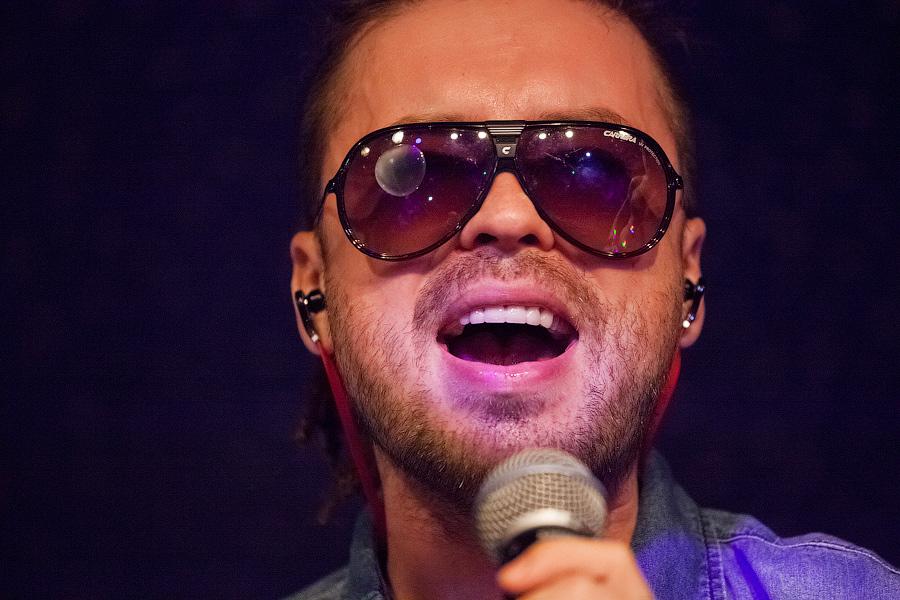 «Коламбия Пикчерз не представляет»: фоторепортаж с выступления группы Банд’Эрос