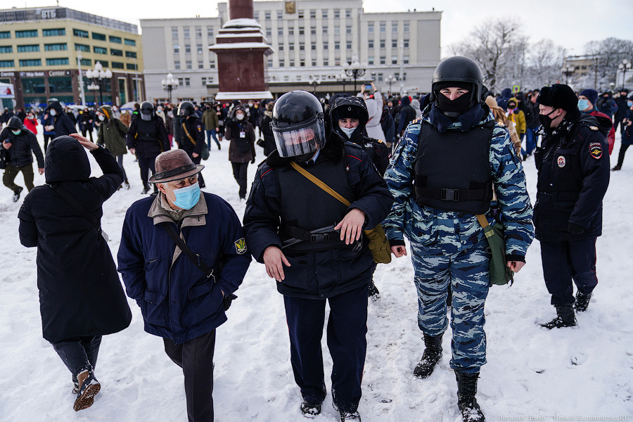 «И ты не бойся»: в Калининграде прошла новая акция в поддержку Навального (фото)