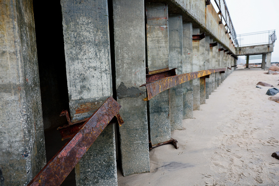 Тройной удар: состояние променада в Пионерском ухудшилось после зимних штормов (фото)