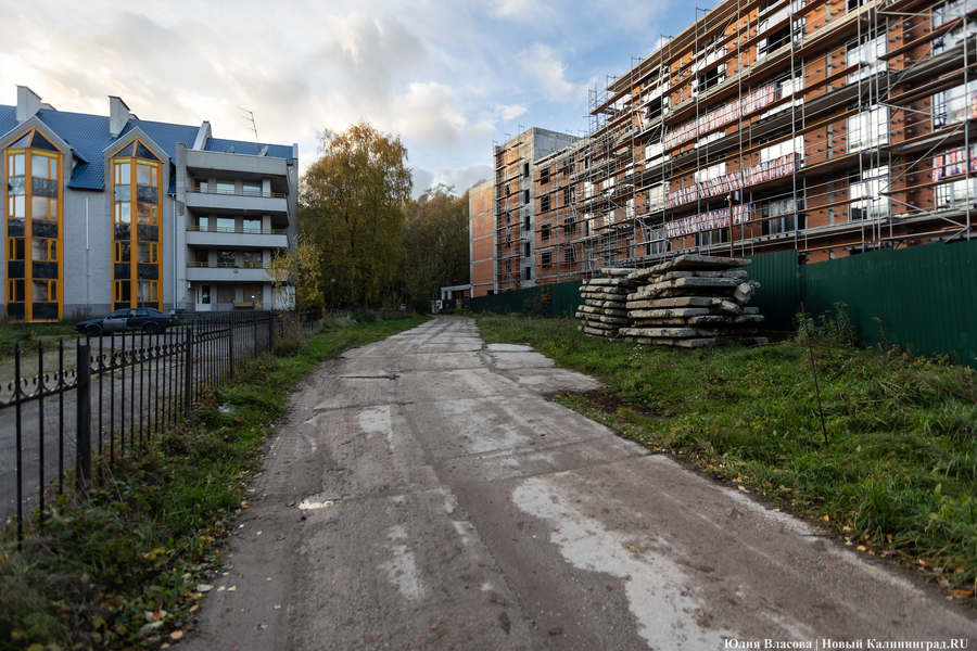 «Стакан» в третьей степени: что происходит на месте отеля «Русь» в Светлогорске (фото)