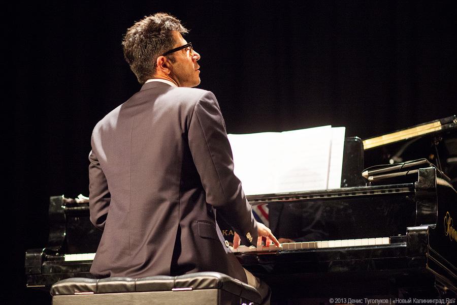 Игорь Бутман играет Бенни Гудмена: фоторепортаж с джазового концерта в Доме искусств