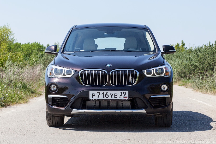 Время первых: тест-драйв компакт-кроссовера BMW X1