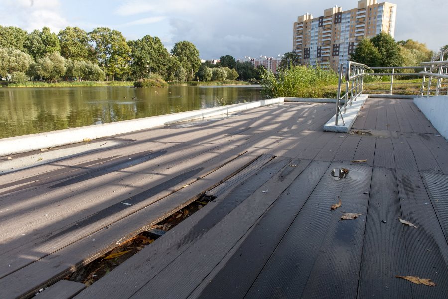 Глава Калининграда прокомментировал состояние новой террасы на Летнем озере