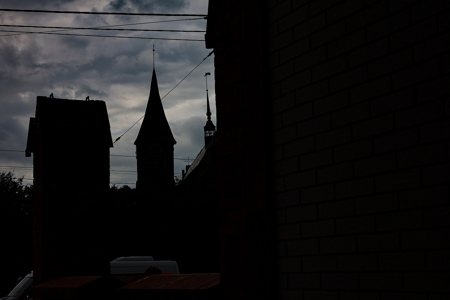 Ближе к истории: на Острове сняли леса со здания Еврейского сиротского приюта (фото)